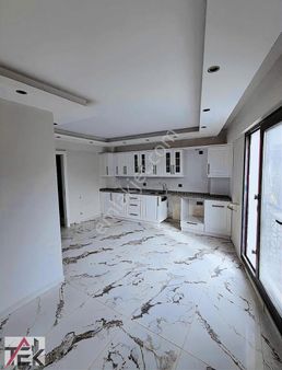 Atatürk Mahallesinde Sıfır 4+1 Tripleks Deniz & Şehir Manzaralı