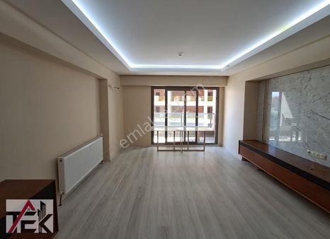 Point Bornova Yakını Trıolıfe Rezidansta 3+1 Ara Kat Kiralık