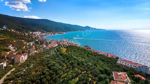 Çınarcık'ta Deniz Manzaralı-anayola Komşu