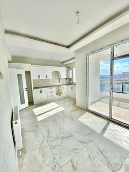 İncom Lıne Gayrimenkulden Üçkuyularda 3+1 Büyüklügünde 2.5+1