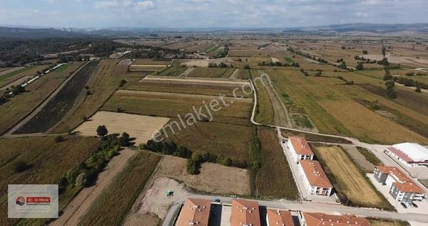 Merkezi Konumda Çift Yola Cepheli İmarlı Satılık Arsalar