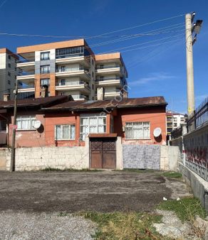 Kardeşler Mahallesinde Yatırımlık, Satılık Müstakil Ev Ve Arsa