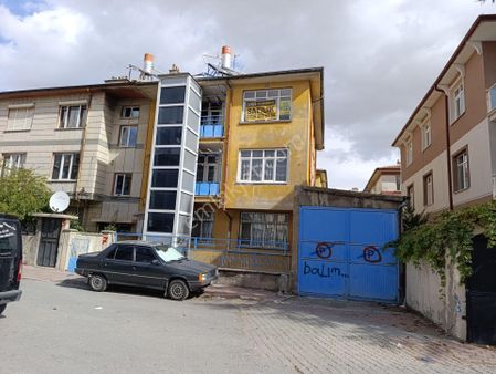Işıklar Mahallesin De 3 Katlı Komple Acil Satılık Bina