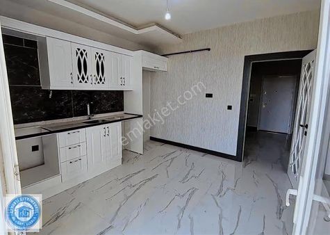 Fabrika Mahallesinde Satılık 2+1 Daire