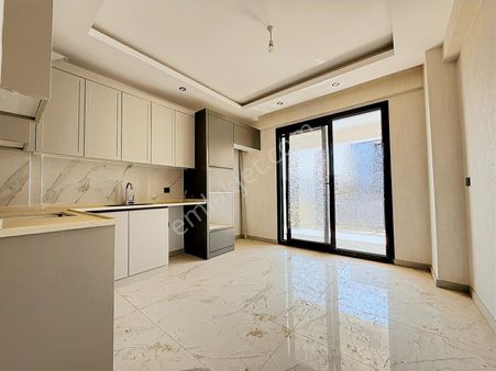 Demirler'den Şemikler'de 3+1 Sıfır Ebeveyn Banyolu Daire Fırsatı