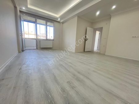 Yusuf Emlaktan Satılık Daire Sultanmuratta Sıfır 2 Katta