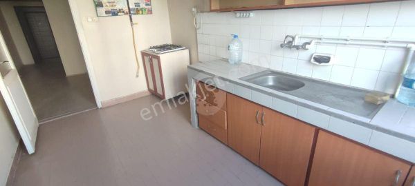 Çorlu Atatürk Bulvarına Cepheli Kiralık Daire (işyeri)p.no:3508 M