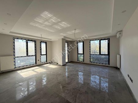 Altunhan Sitesi Beylikdüzü Satılık 4 + 1 Kelepir Daire Satılık