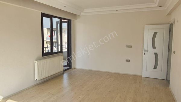 Adnan Menderes"te Geniş Ve Ferah Kiralık 3+1 Güney Cephe Daire