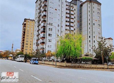 Sümer Mah Ferah İçi Bakımlı 3+1