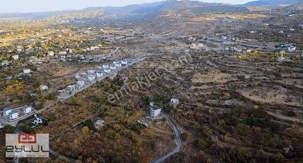 Hacılar Akdam'da Satılık Projesi Hazır Villa Parseli