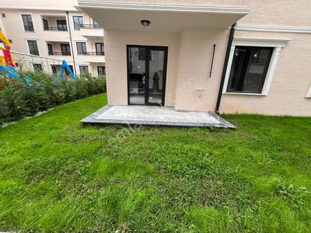 Havuz Cephe Bahçe Katı Sıfır 2+1