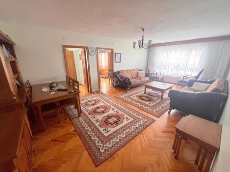 Şafak'tan Günsazak Cd Üzeri 3+1 Katta Çok Geniş Güney Cephe