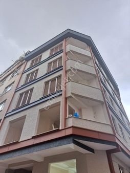 Toprak İnşaat...2 Aya Teslim Yeni Binada 2+1 Caddeye 50 Metre!!!