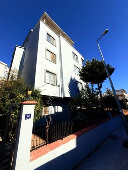 Dialog Nua Gayrimenkul'den Acil Satılık 3+1,açık Mutfak Daire!