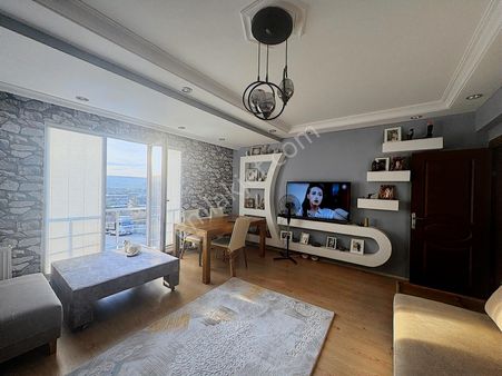 100.yıl Mahalesinde Muhteşem Konumda 3+1 Lüks Daire