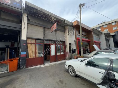 Trabzon Sanayi Mahallesinde Satılık Galeri Katlı Dükkan