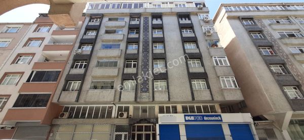 Haznedar Merkezde Genç Binada 5+2 280 M² Satılık Dubleks Daire
