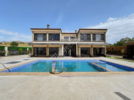 Gaziantep'in En Özel Villası.! Eşyalı Olarak Verilecektir ...