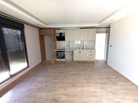 Doğalgazlı , Tramvay Üzeri , Kepez Belediye Yakını Kiralık Daire