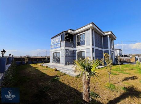 Silivri Çantada Deniz Manzaralı Müstakil Villa