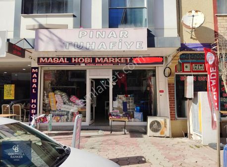 Arnavutköy Merkezin Tam Ortasında Devren Kiralık Tuhafiye Dükkan