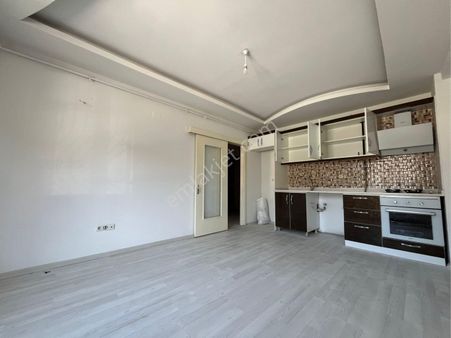 Yenişehir Cumhuriyet Mahallesinde Satılık 2+1 Daire