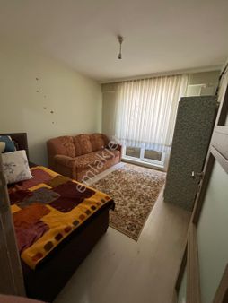 Şirintepe'de Üniversite Yakını 11.000 Tl Kira Getirili Satılık 1+1