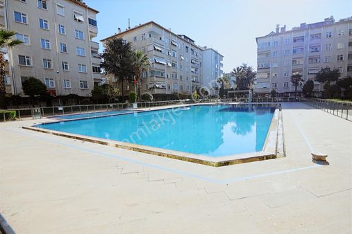 Gri'den Tuzla İstasyon Hayat Sitesinde Satılık 2+1 Giriş Katı