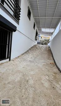 Taşyaka Mah(avm Yanı) Rampalı,asansörlü 220m2 Kiralık Depo