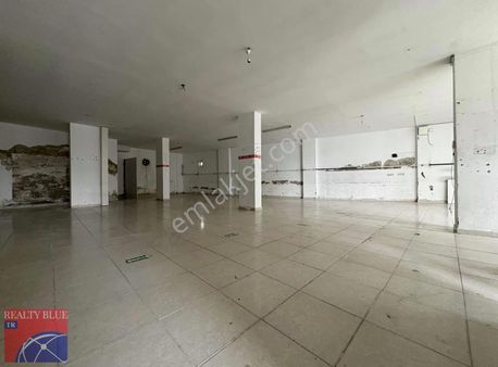 Sultanbeyli Yavuzselım Mah Kiralık Düz Giriş 250 M Dükkan