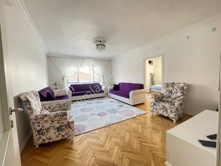 Pursaklar Mehmet Zengin Emlak'tan Merkezi Konumda, İçi Yapılı, Masrafsız 4.kat 4+1 Dubleks