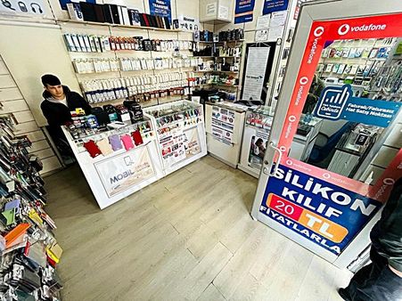 Danişment Yakını İşlek Cadde Üzeri (araç Takası Olur)