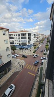 Yuvam Gayrimenkul'den Kiralık Salihli Kocaçeşme Mah. Çınarlı Cadde Üzeri Eşyalı 1+1 50 M2 Daire