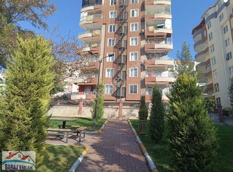 Baraj Emlak 35 Metre Yolu Yanı Kiralık Daire