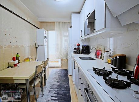 İstasyon Mh'de Uygun Fiyatlı Bağımsız Salonlu 3+1 Ara Kat Daire