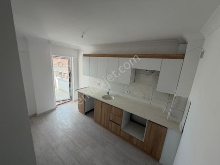 Sym'den Atatürk Mh Ara Katta Asansörlü Bağımsız Full Yapılı 2+1 Sıfır Dairee!!!!