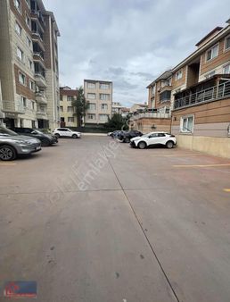 Dereliemlaktan Tevfıkbeyde Sitede Satılık 2+1 98 M2 Daire