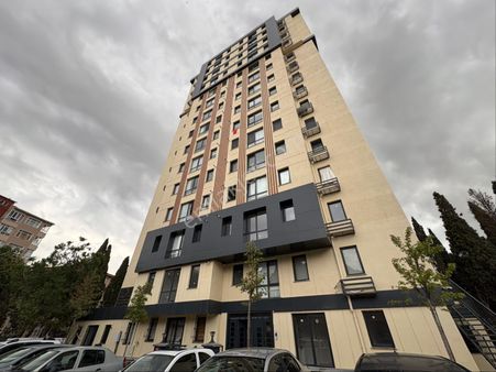 Oben'den Merdivenköy Mahallesinde Yeni Binada 2+1 55 M² Net