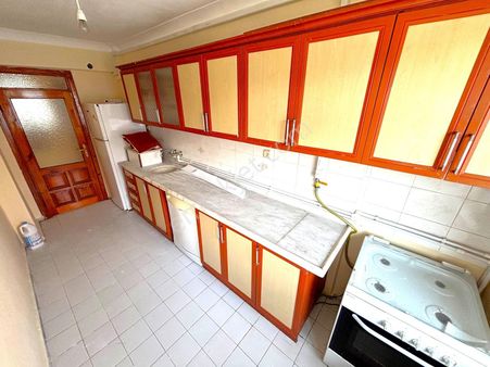 ꧂serdaroğlu'ndan Doktorlar Sitesi Civarında Ayrı Mutfak 2+1daire