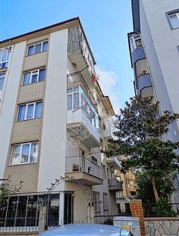 ""gazi Emlak""b.evler'de 2+1 Fatih Cad.5/5 Kat Asansörsüz Boş