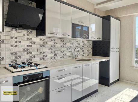 Akşemsettin Mah. Genç Osman Parkı Yakın Satılık 3+1 Arakat Daire