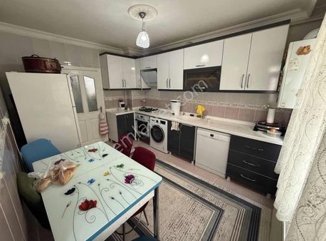 Ozan Gayrimenkul/beyazıtda Ara Kat 3+1 Daire