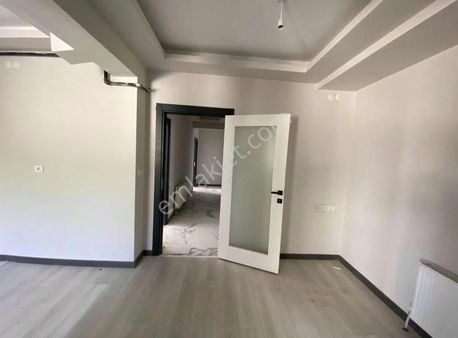 Ozan Gayrimenkul/yıldırım Mahallesi 1.kat Uygun Fiyatlı Daire