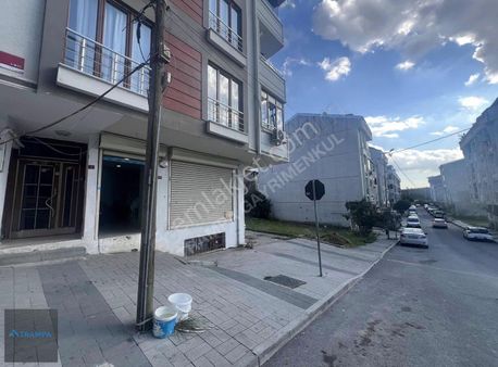 Arnavutköy Merkez'de Cadde Cephe 2 Katlı 250m2 Dükkan