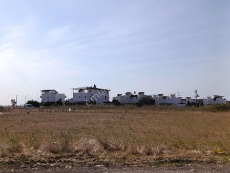 Taş Emlak'tan 366m2 Müstakil Arsa