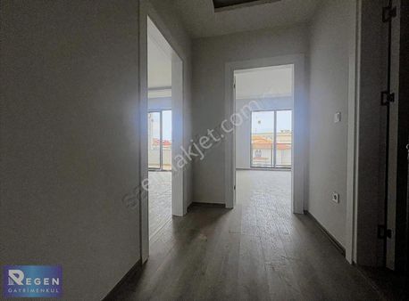 Üniversite Mahallesinde Satılık 1+1 Daire