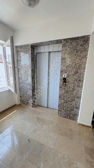 Kaplıca Mahallesi Semt Pazarında Satılık 3+1