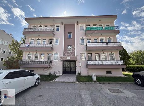 Remax Dem' Den Mimar Sinan'dagöktürk Sitesinde 3+1 Satılk Daire