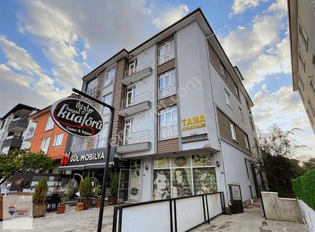 Remax Dem'den Merkezi Konumda 65m2 Satılık 2+0 Eşyalı Daire